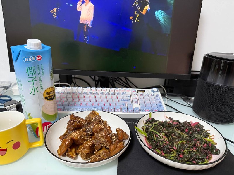 #一人食其实是两人食，太好吃了已光盘😭排骨需要做的时间太久了，做的时候已经饿晕