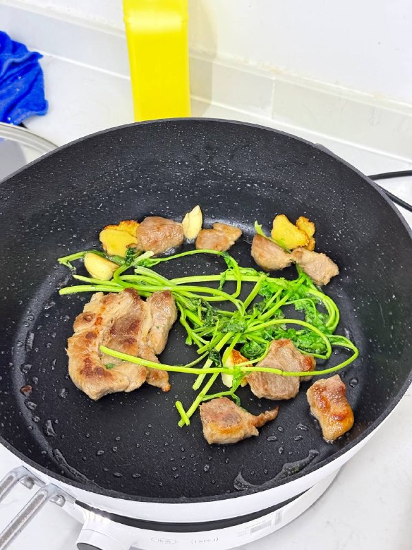 #两人食水煎肉大成功！#两人食水煎肉大成功！