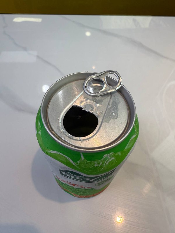 最近这种内开的易拉罐是不是越来越多了，感觉已经见不到往外拉的那种了